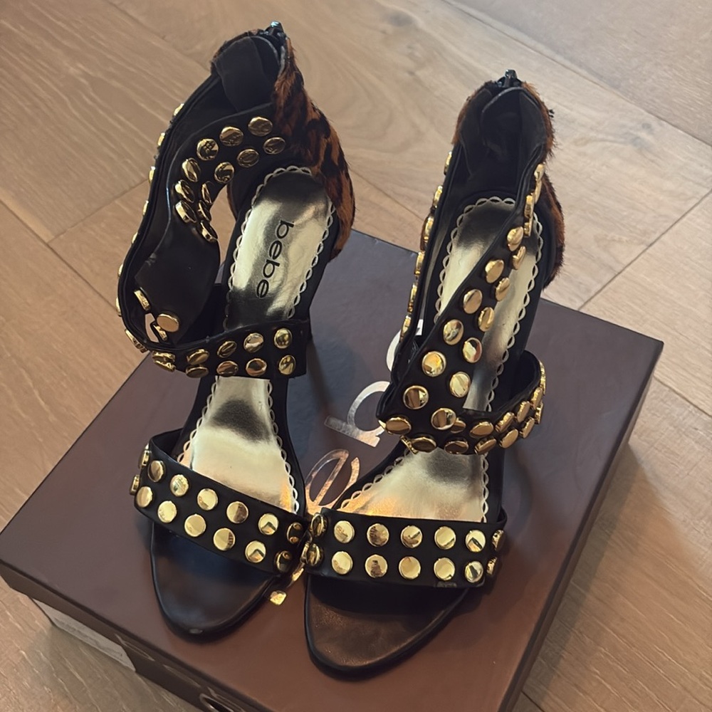 Bebe Heels - Picture 2 of 6
